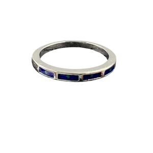 Vintage 90's Silver Tone Simple Classic Band Ring Blue Stones Size 9